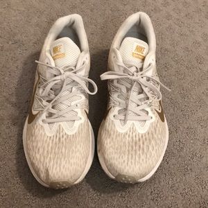 WORN ONCE Nike Zoom Winflo 5